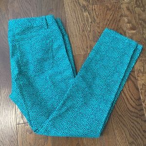 Vineyard Vines pants green with blue dots